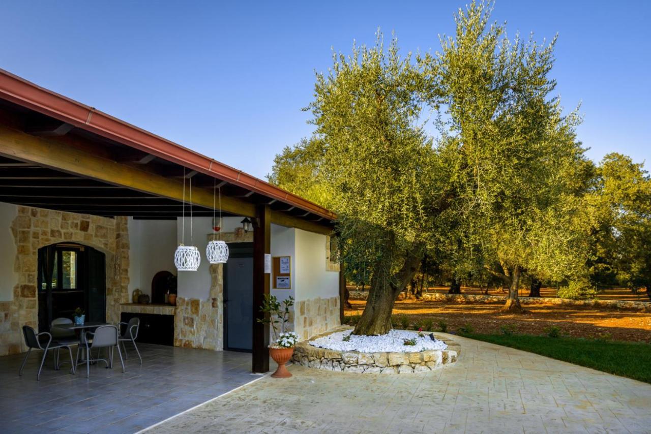 Гостевой дом Trullo Degli Augelli Сан-Микеле-Салентин Экстерьер фото